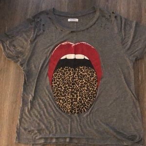 Graphic lips/leopard tee shirt